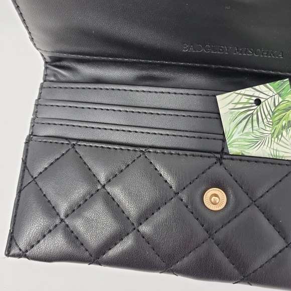 BADGLEY MISCHKA BLACK QUILTED TOP HANDLE PURSE NWOT BLACK WALLET FAUX LEATHER - Picture 7 of 16